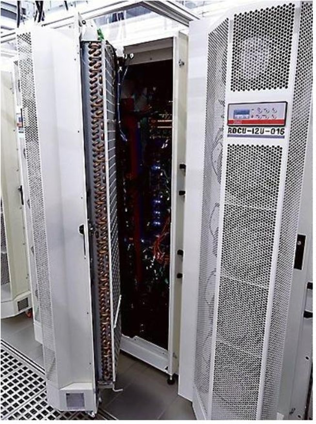 冷卻水在機架內循環