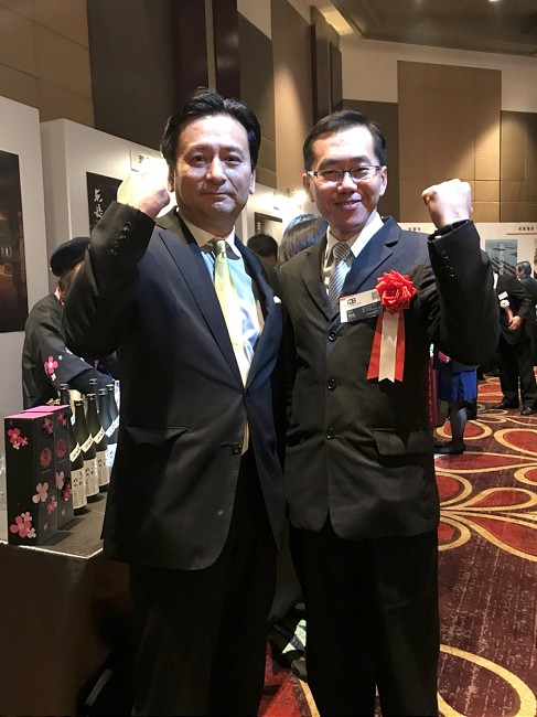 圖：佐賀縣山口祥義知事與TJPO楊志清副主任合影